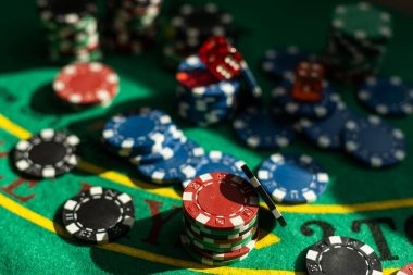 selebtoto login app home screen showing Three Card Poker, slots, and Liga 1 betting options side by side